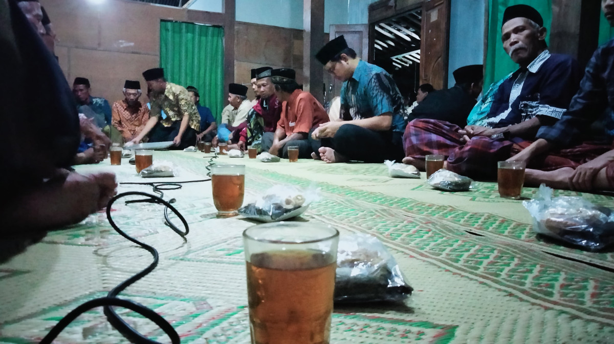 Tahlil peringatan 2 tahun ibu Minah Tonggalan