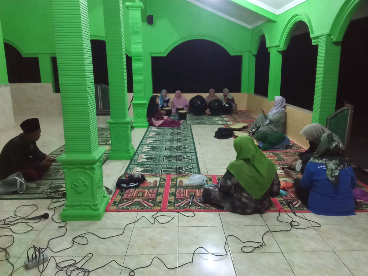 Hadroh Padukuhan Sawahan Lor