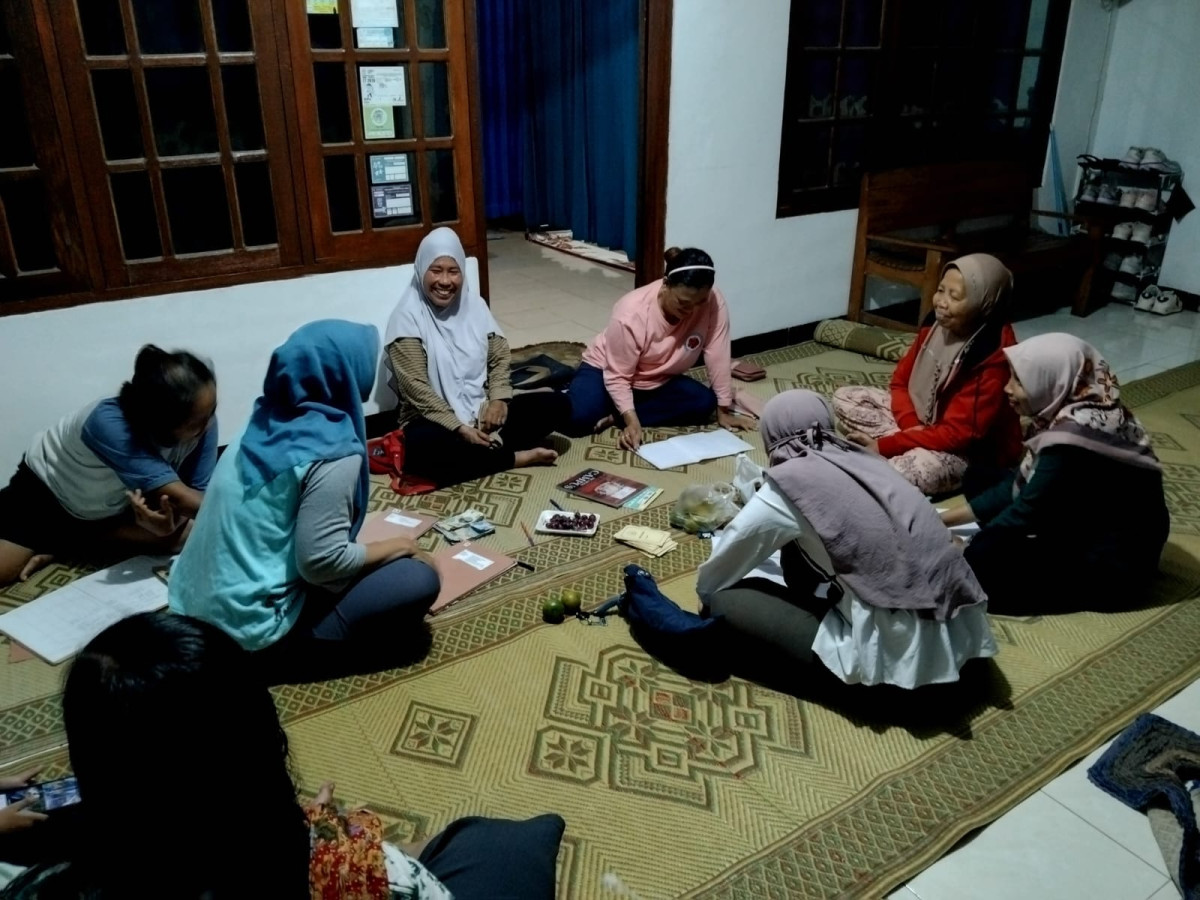 Pertemuan rutin Uppka Barokah Malangrejo