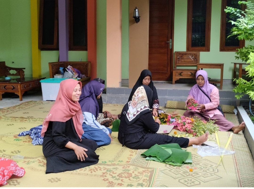 Meronce Bunga Lelayu RT 02 Pokoh