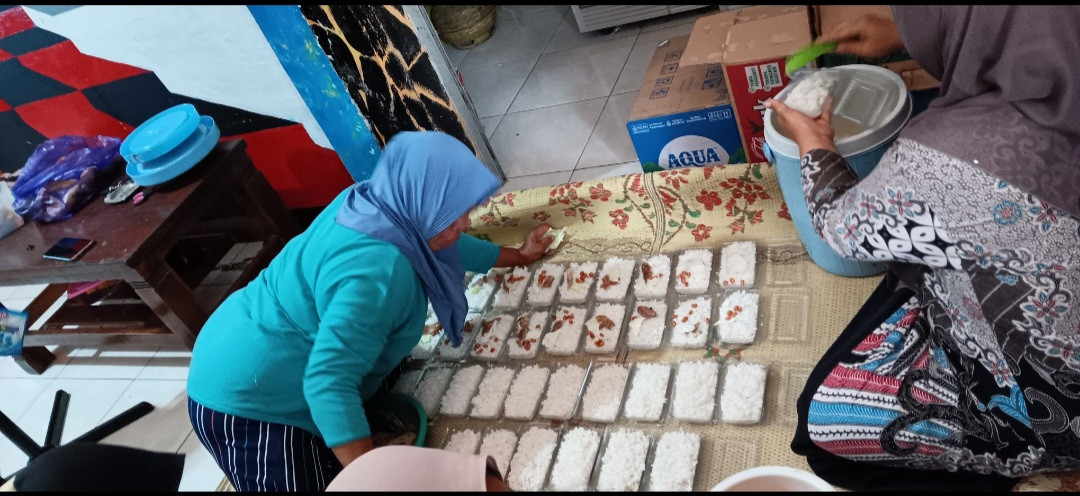 Rewang Kenduri Bedah Bumi Sripah RT 02 Pokoh