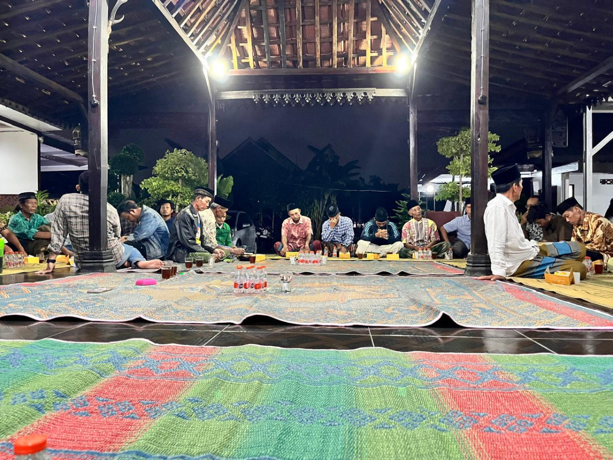 Pembentukan Panitia Acara pernikahan warga Sempu