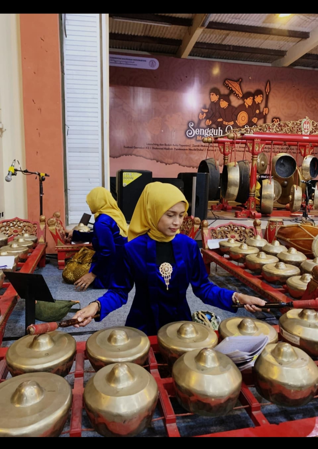 Penampilan Grup Karawitan Ibu-ibu "Sekar Pujangga" Padukuhan Sempu Dalam Festival Gamelan Kalurahan Wedomartani