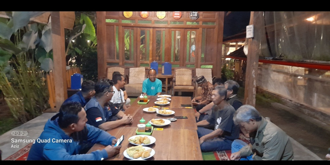 Pertemuan Bapak" Rt 05 Padukuhan Wonosari