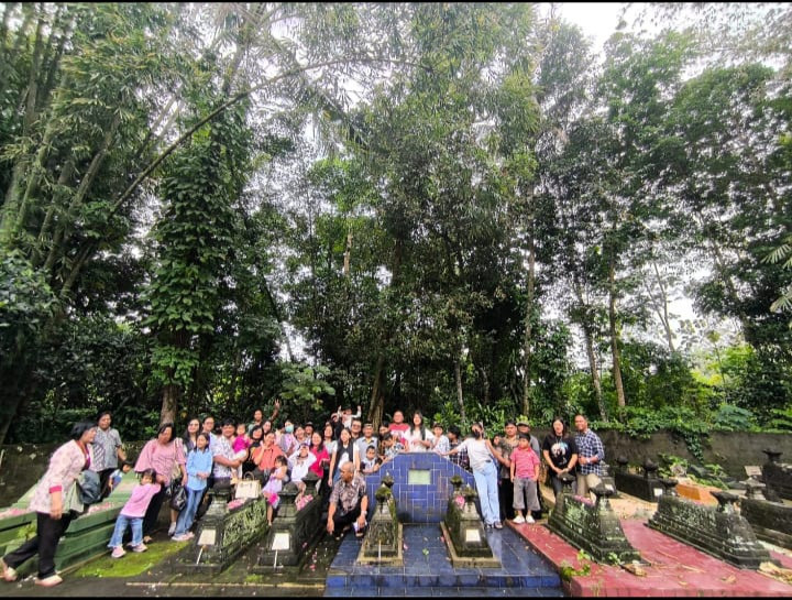 Doa arwah makam Demangan