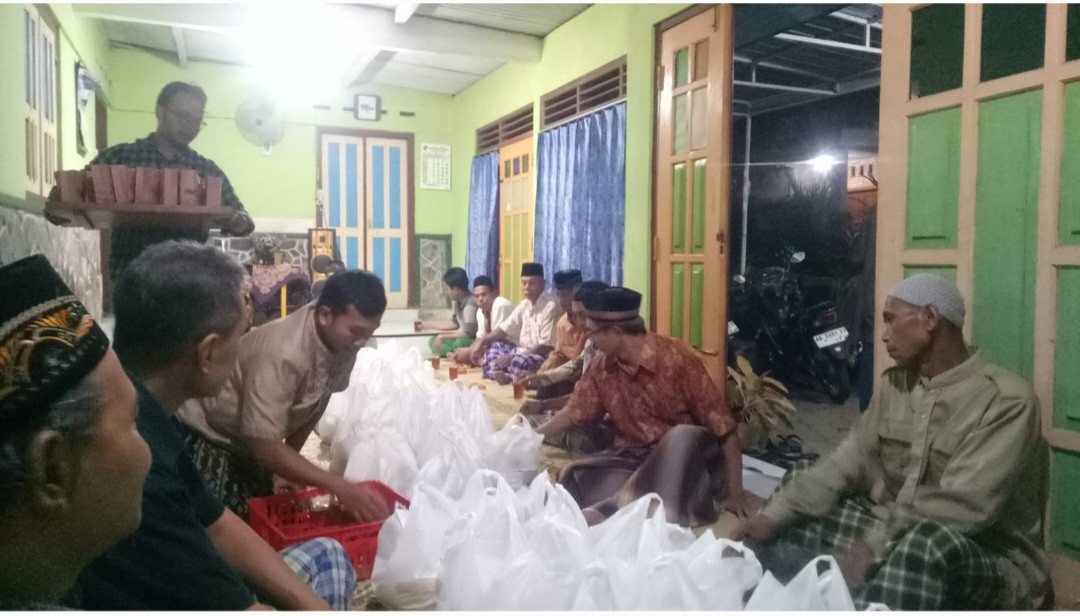 Tahlil dan Dzikir Memperingati 1 Tahun Keluarga Warga RT 01 Pokoh