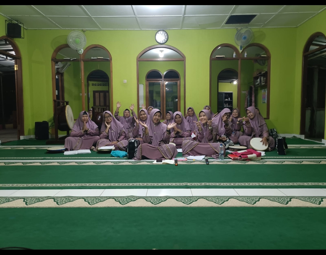 Latihan Hadroh Ibu-ibu Jangkang Sempu