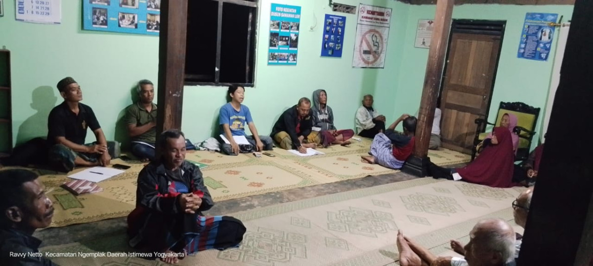 Pertemuan rutin LPMD Padukuhan Sawahan Lor