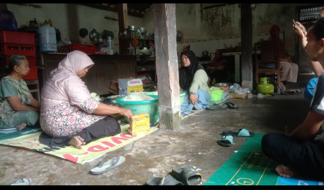 Rewang 1000 Hari Meninggalnya Warga RT 01 Padukuhan Pokoh