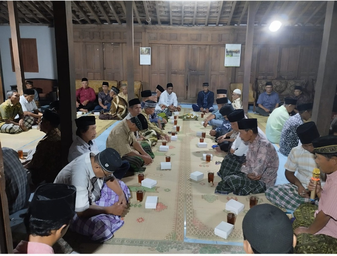 Tahlil Dan Dzikir Warga RT 01 Dan RT 02 Padukuhan Pokoh