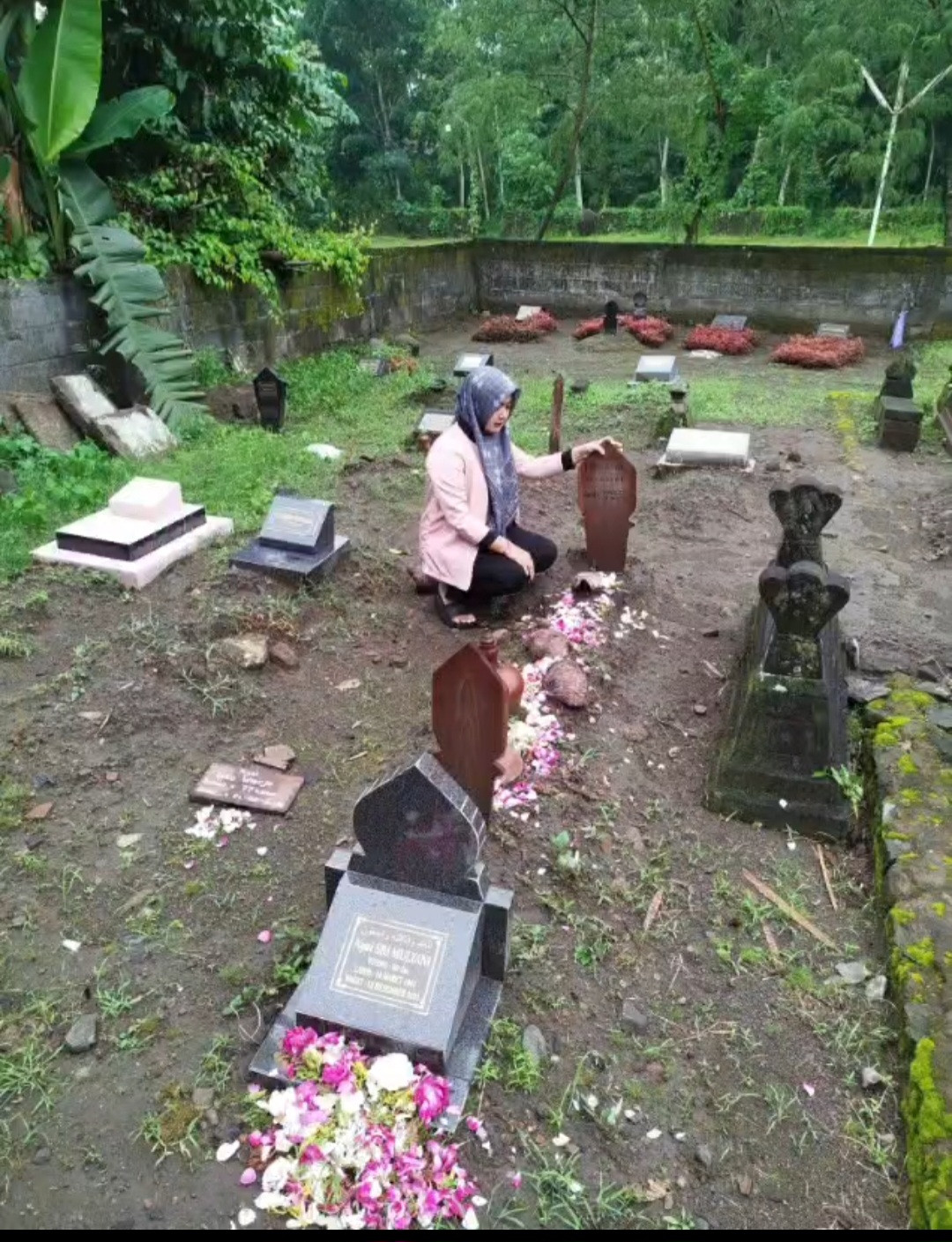 Ziarah Kubur Makam Timur Dusun Pokoh