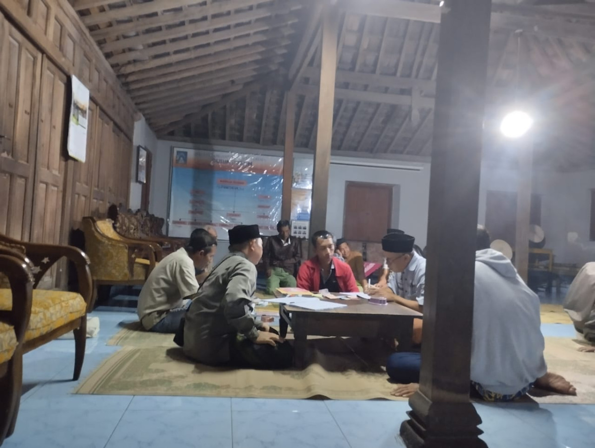 Pertemuan Malam Rabu Legi Padukuhan Pokoh
