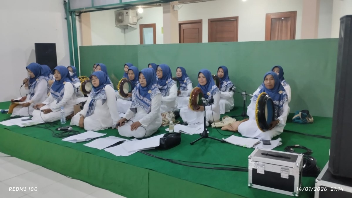 Penampilan Grup Hadroh At Tadris Pokoh