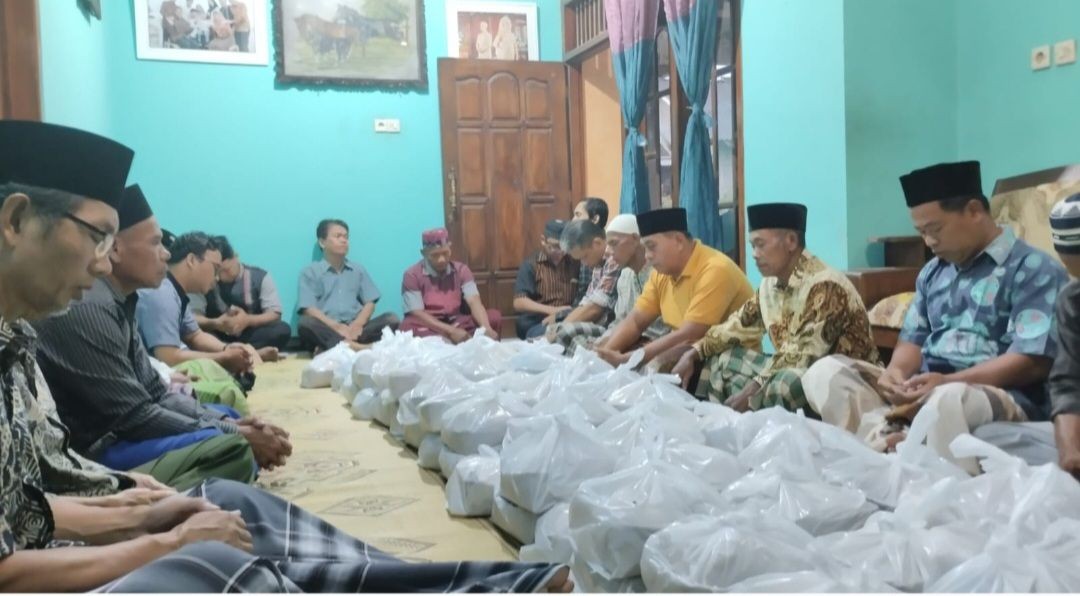 Kenduri Tasyakuran Walimatul Ursy' Pernikahan Dedy Anggit Harjanto dan Febri Indriawati Warga RT 01/RW 19 Pokoh