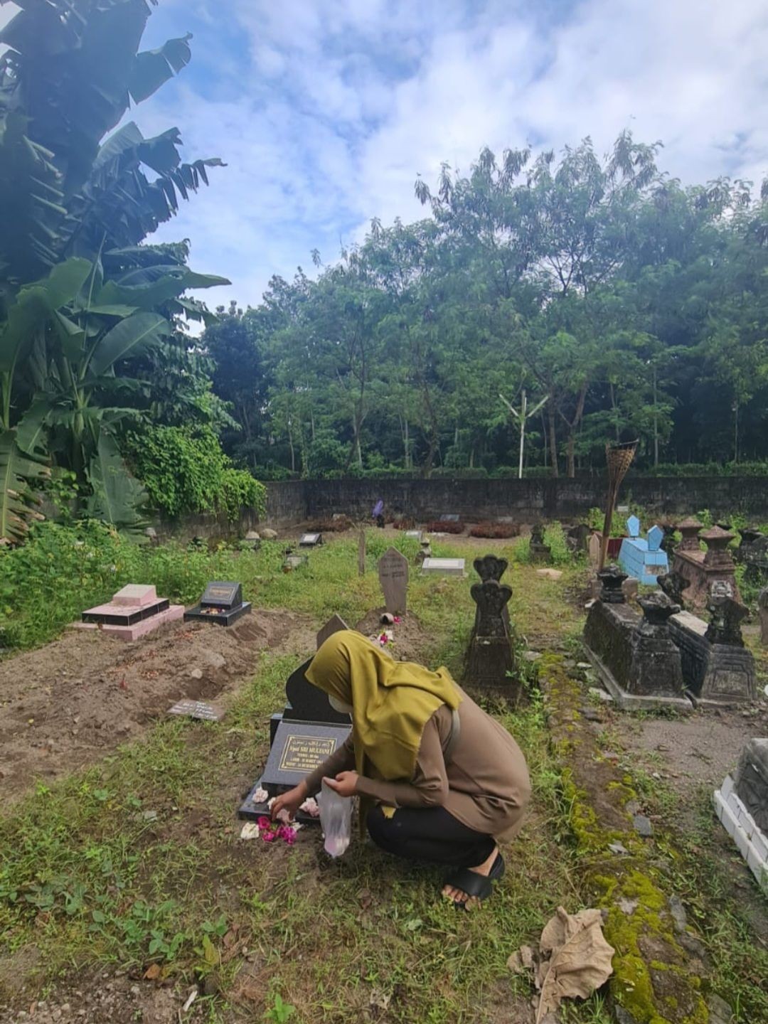 Ziarah Kubur Makam Timur Dusun Pokoh