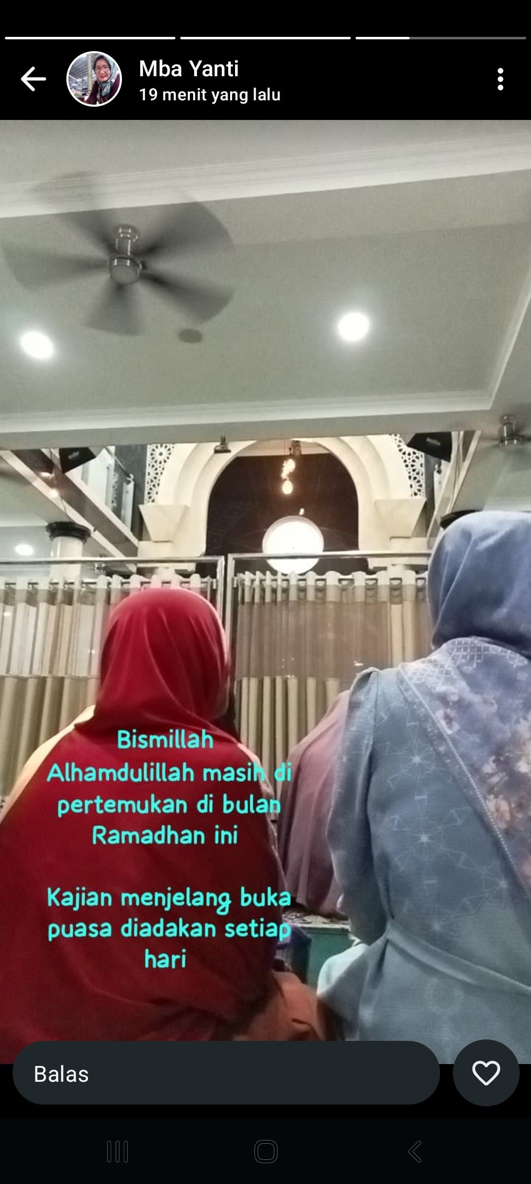 Pengajian menjelang Buka Puasa oleh warga Krajan