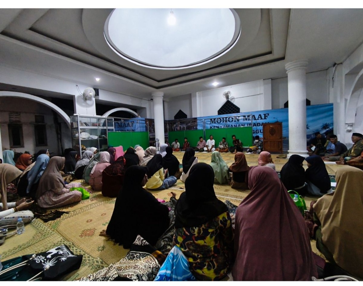 Yasinan rutin malam jumat warga dusun Babadan