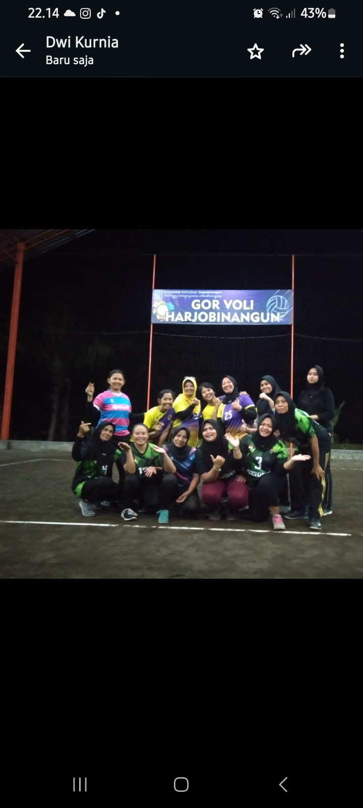 Voly ibu2 ngemplak asem