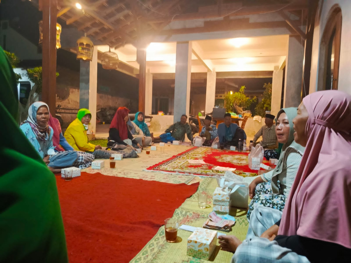 Ngamalan rutin di dusun Grogolan