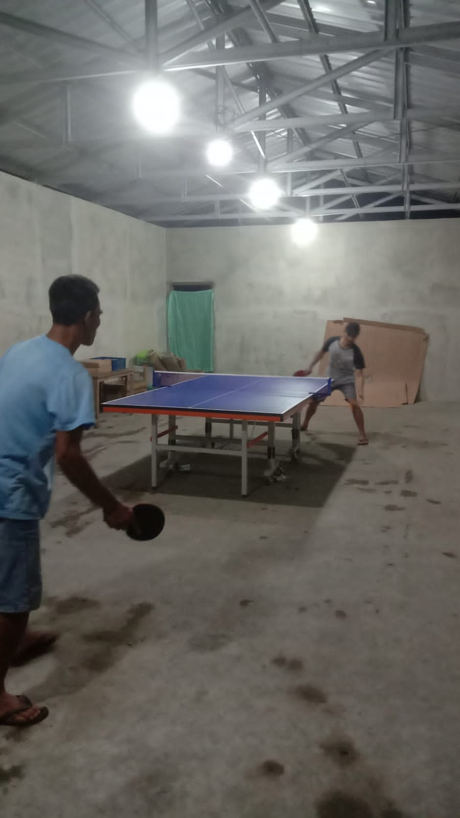 Latihan tenis meja