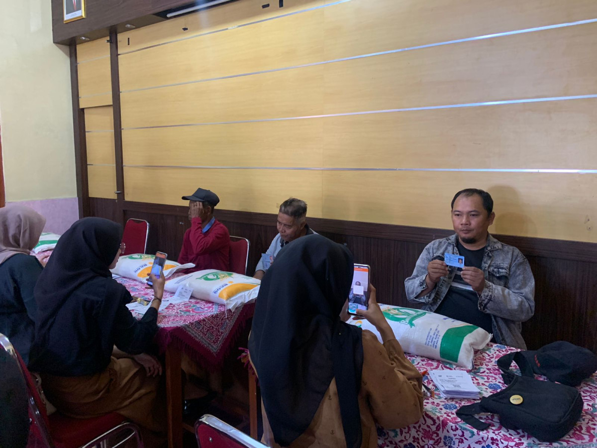 Penyaluran Bantuan Pangan Cadangan Beras Pemerintah (CBP) Bulan Juni Tahun 2024