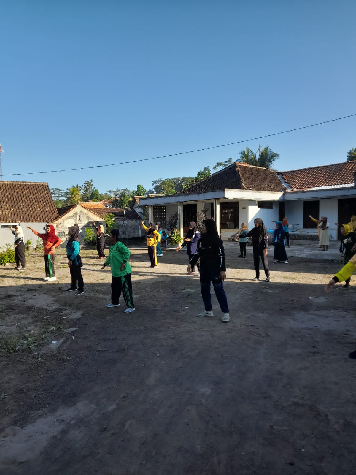 Senam lansia kalisoro