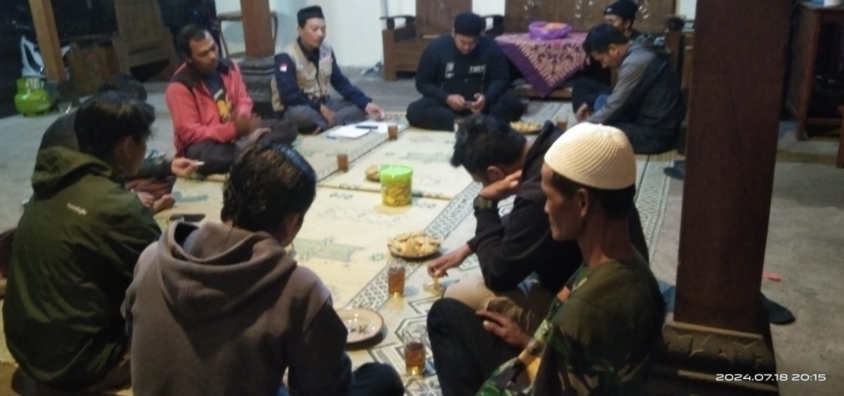 Pertemuan rutin pengurus Ambulance