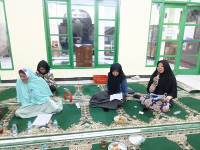 Kegiatan Latihan Hadroh Masjid Baiturrahman Dusun Degolan