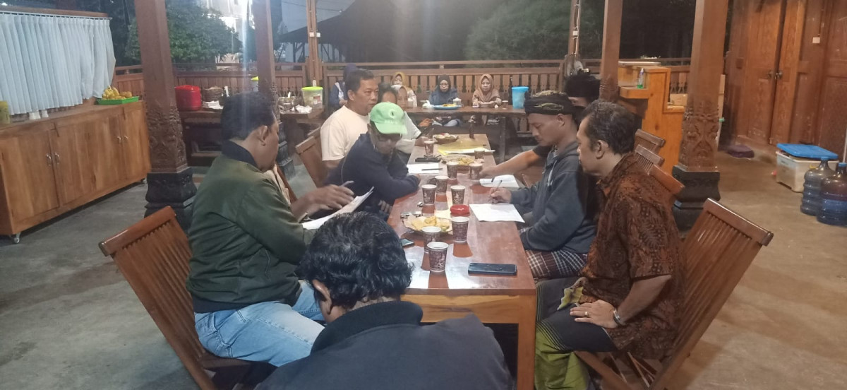 Musyawarah Padukuhan Data Kemiskinan Dusun Degolan