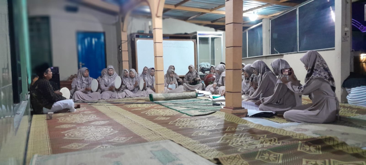 Pengajian Rutin malam sabtu wage