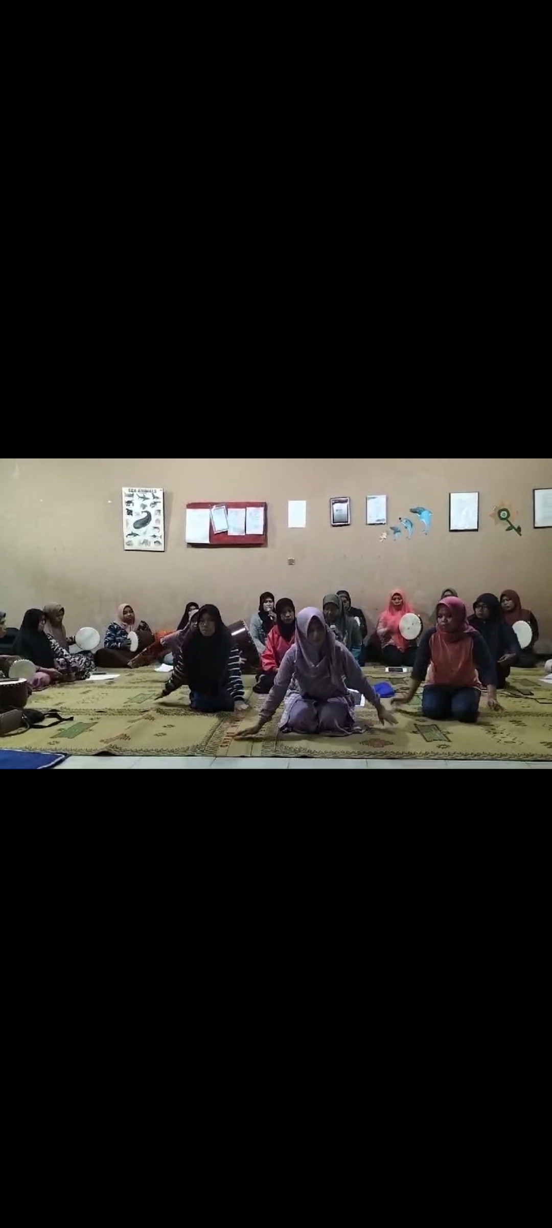 Latihan hadroh Dusun puntuk dalam rangka persiapan lomba