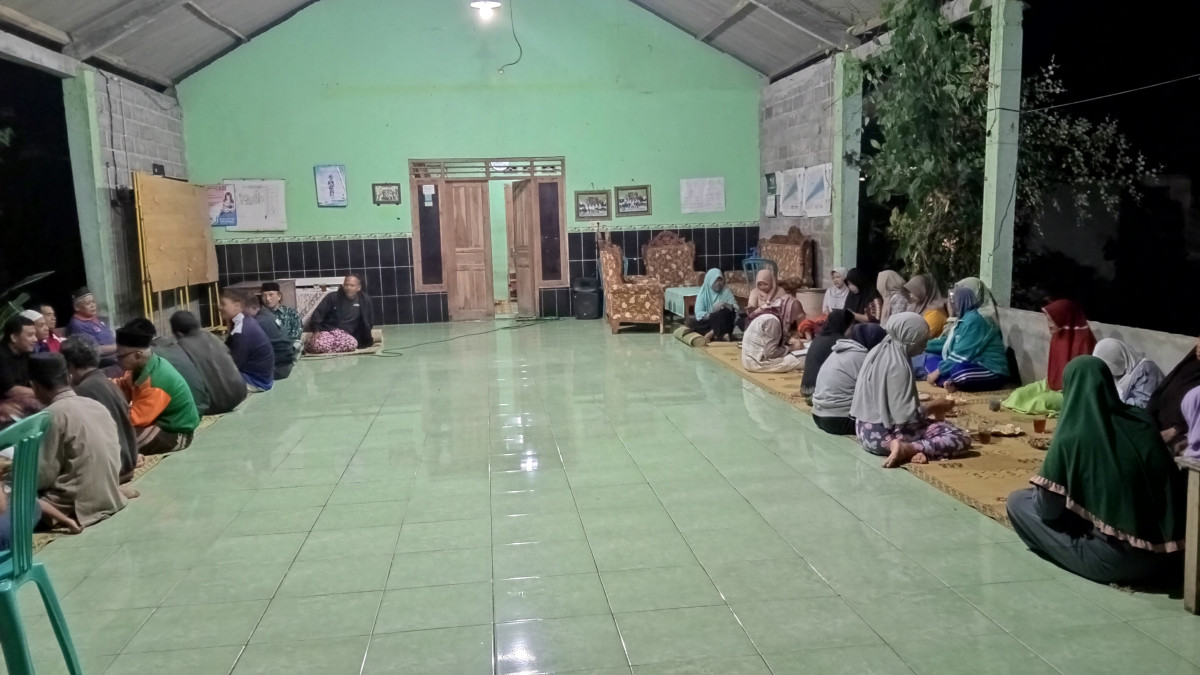 Pertemuan LPM Dusun Tanjung