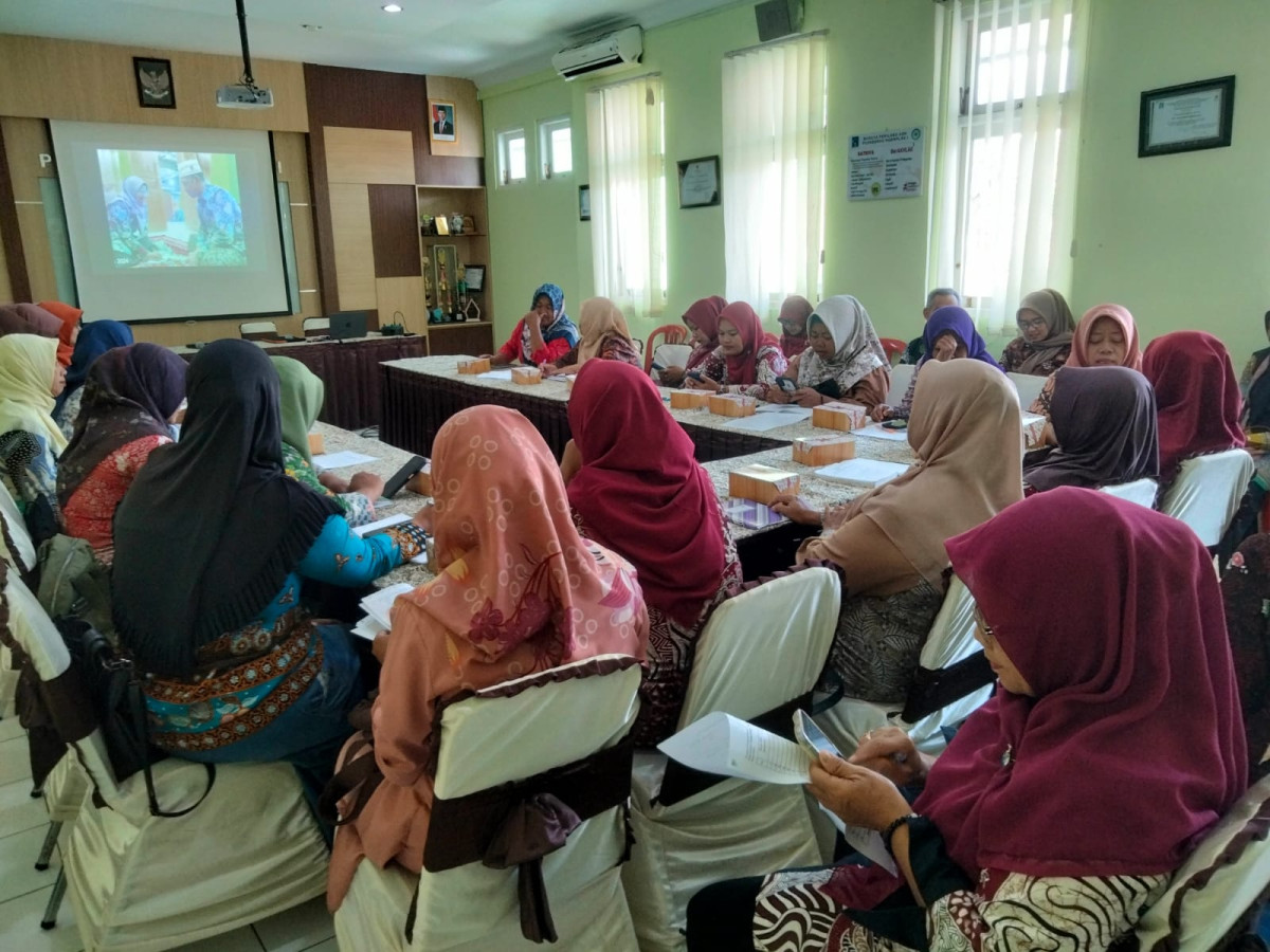 Pertemuan  Kader Posyandu Puskesmas yang diwakili kader posyandu puntuk