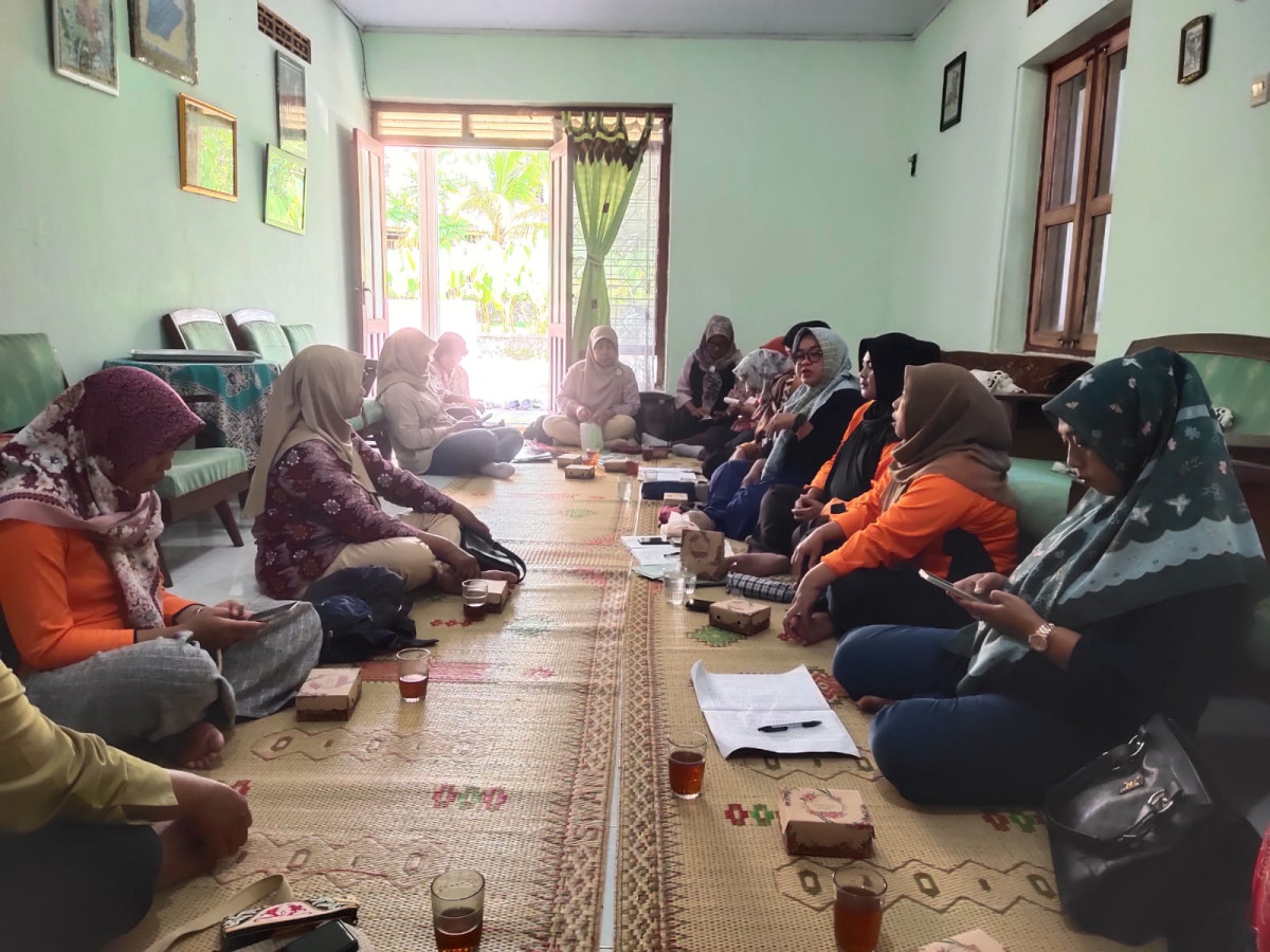 Pertemuan imp kelompok 2  oleh kader ngemlak 2