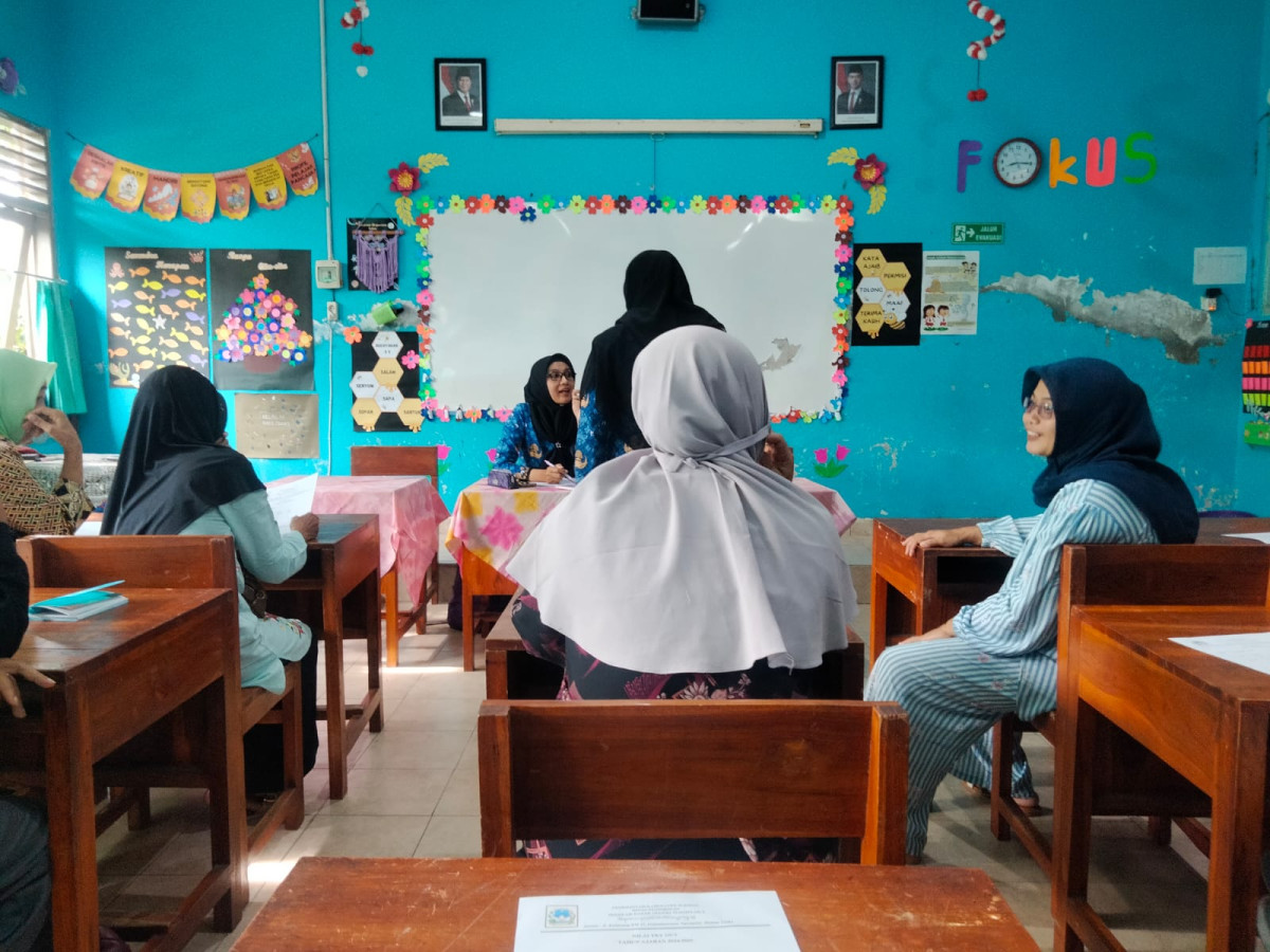 Pertemuan Wali Murid SDN Ngemplak 2 yang dihadiri Oleh Warga Puntuk
