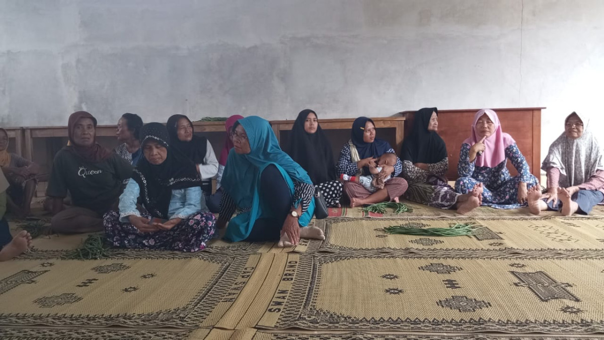 Pertemuan pkk dusun cilikan