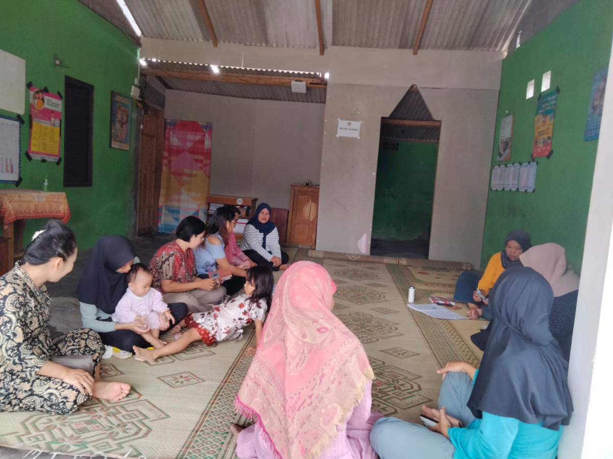 Arisan  Ibu ibu rt 02  Dongkelsari Puntuk Bulan Maret 2025