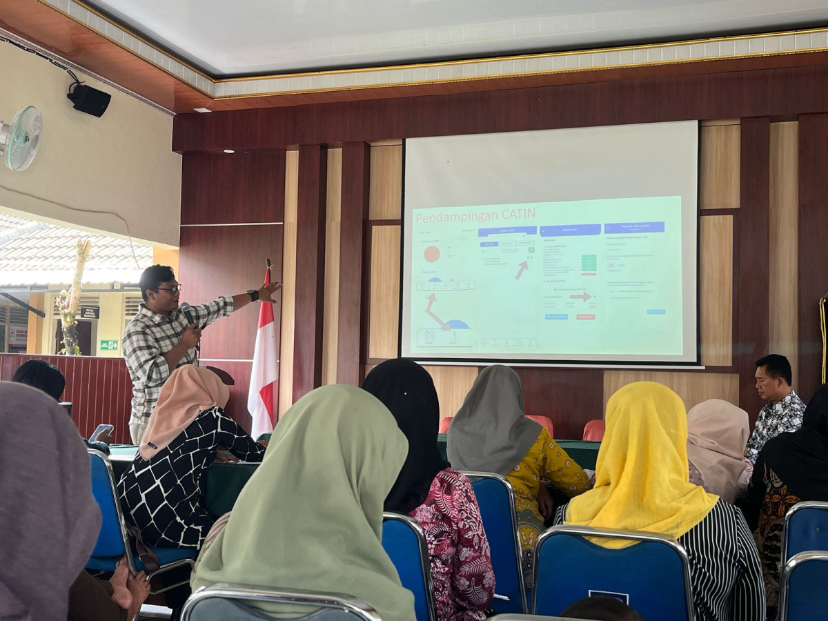 Kader TPK Puntuk melakukan Pembinaan elsimil bagi kader TPK