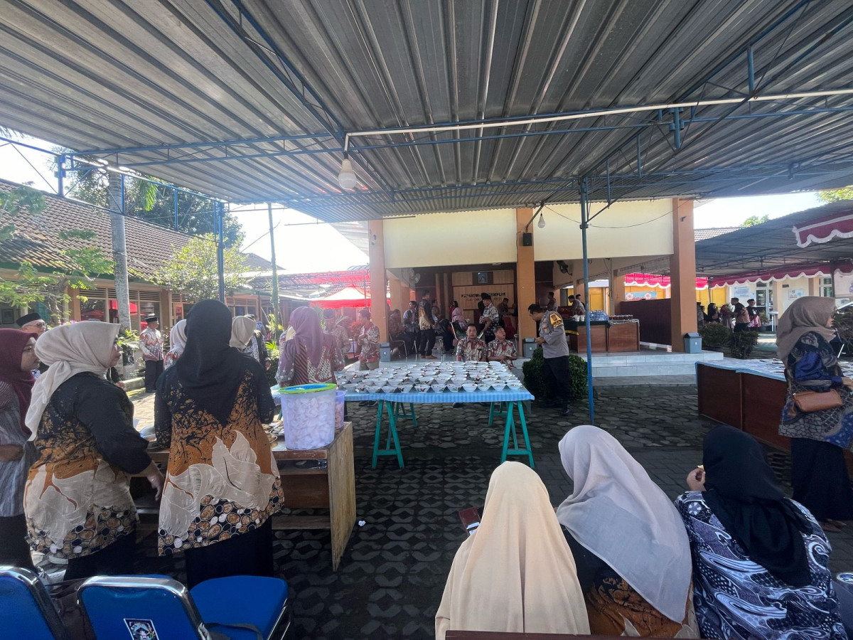 Syawalan kapanewon Ngemplak yg dihadiri oleh bpk dukuh puntuk