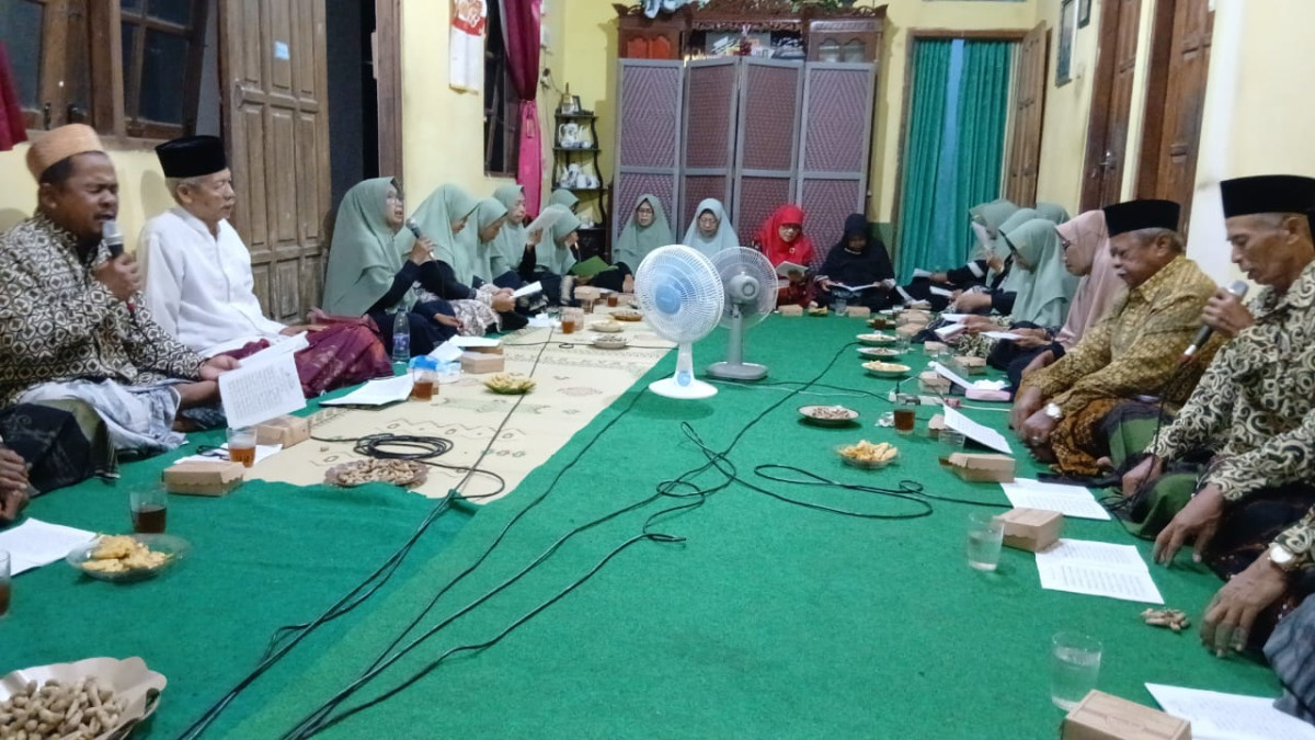 Tasyakuran kelahiran didusun ngemplak asem