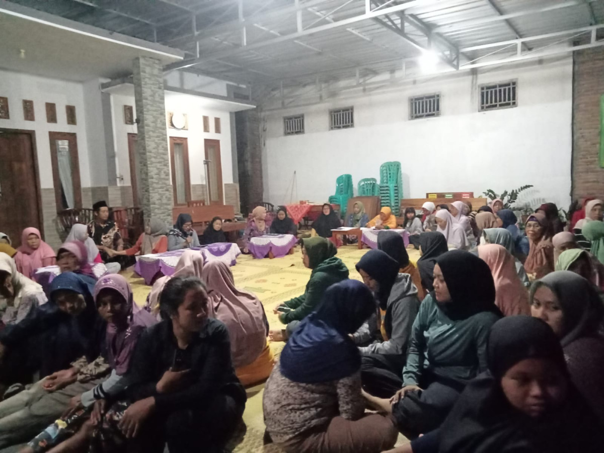 Pertemuan PKK dusun Sapen