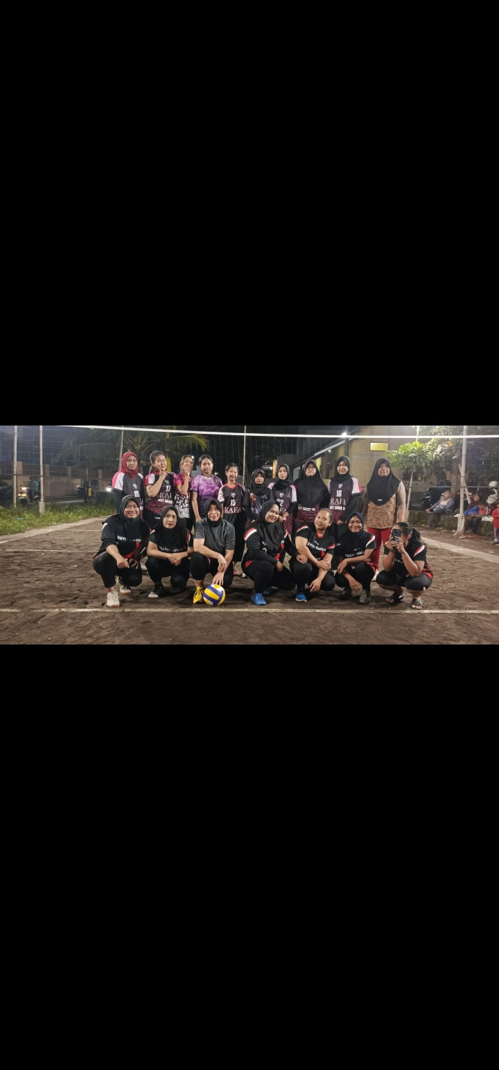 Latihan volly bersama dusun mbesi di Medelan