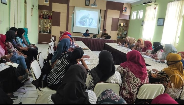 Pertemuan kader kesehatan di puskesmas ngemplak dihadiri kader kalisoro