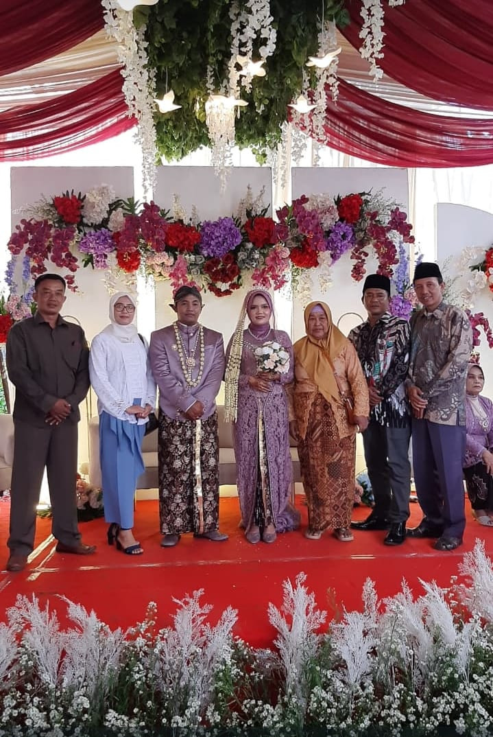 Reasepsi Pernikahan Warga Puntuk