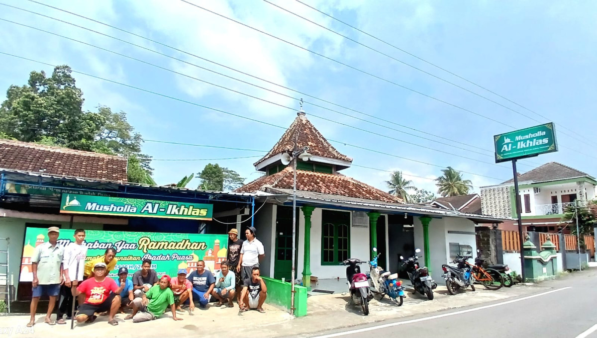 Gotong royong dusun Grogolan