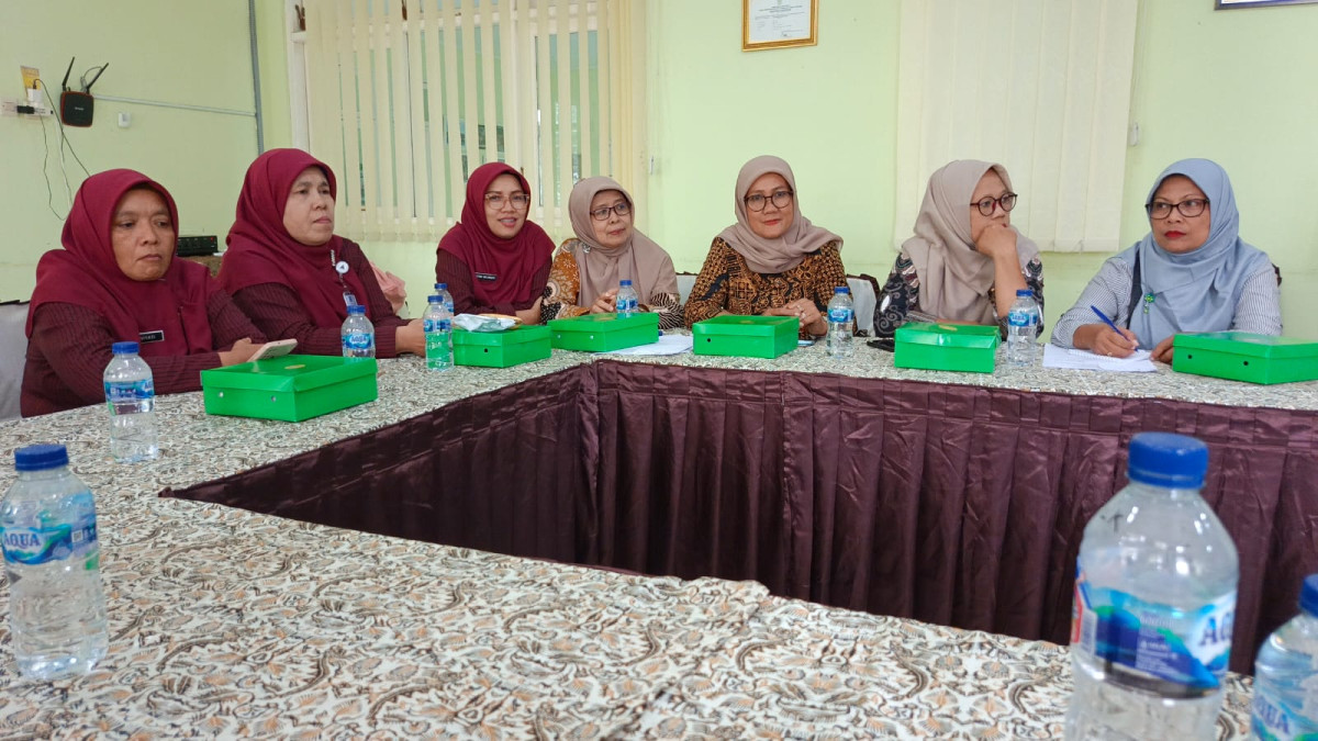 Kader cilikan menghadiri sosialisasi kelas kasih