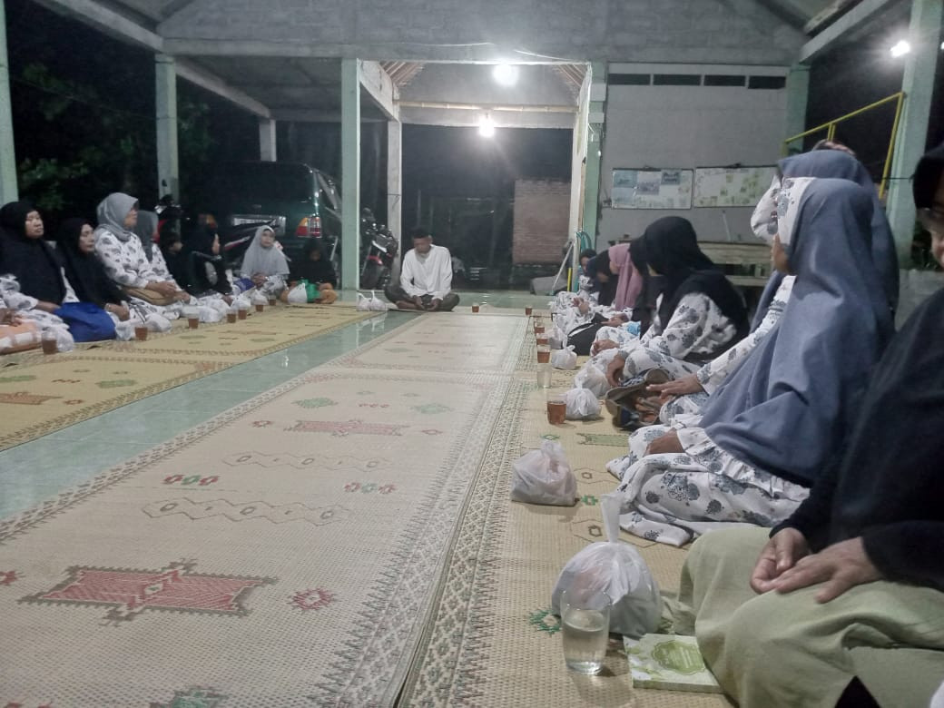 yasinan ibu ibu didusun tanjung