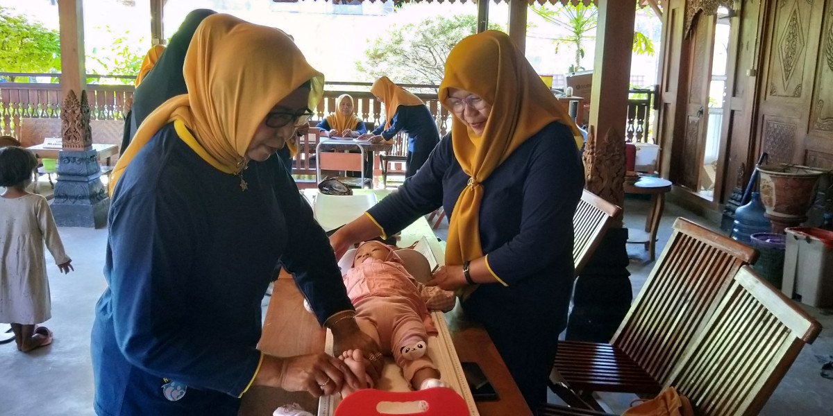 Kegiatan Posyandu Rutin Bulanan Dusun Degolan