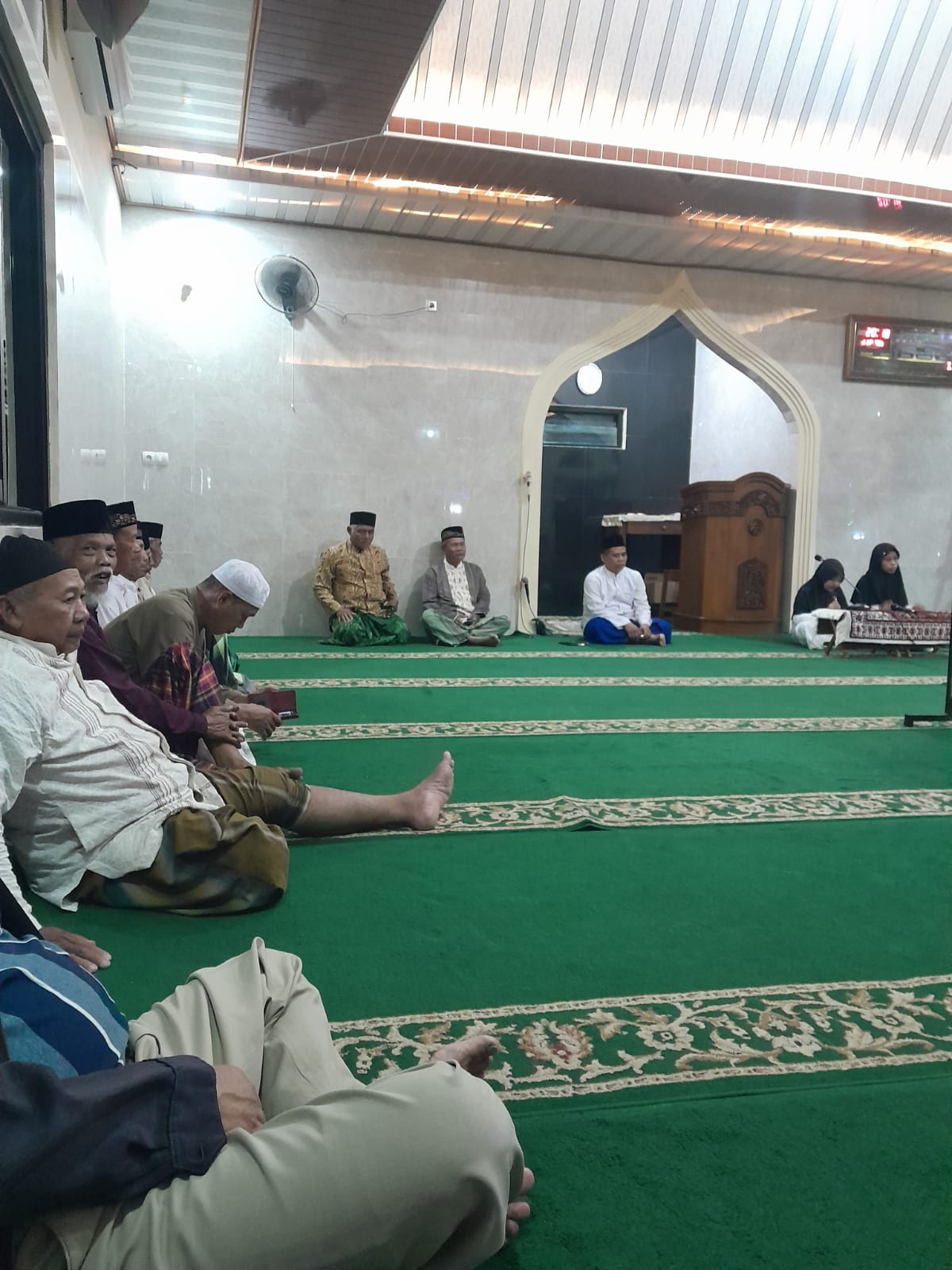 Pengajian rutin mlm sabtu wage .Masjid asadikin ngemplak 2