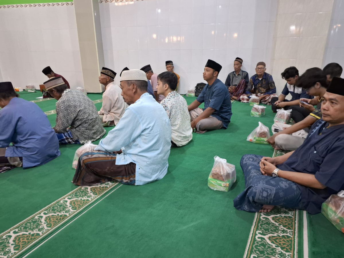 Pengajian rutin warga kopatan